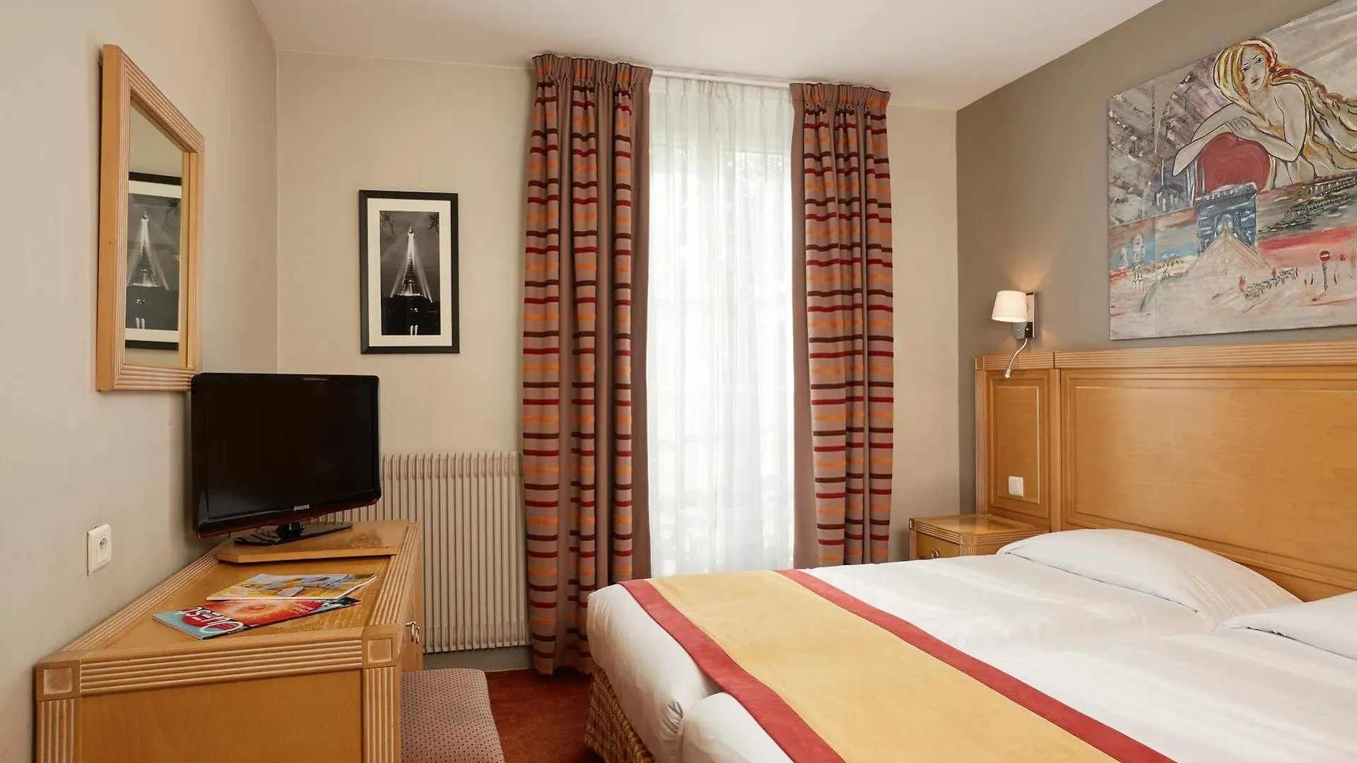 ***  Hotel Edouard 6 By Malone Paris France