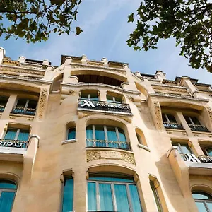 Marriott Champs Elysees Hotel